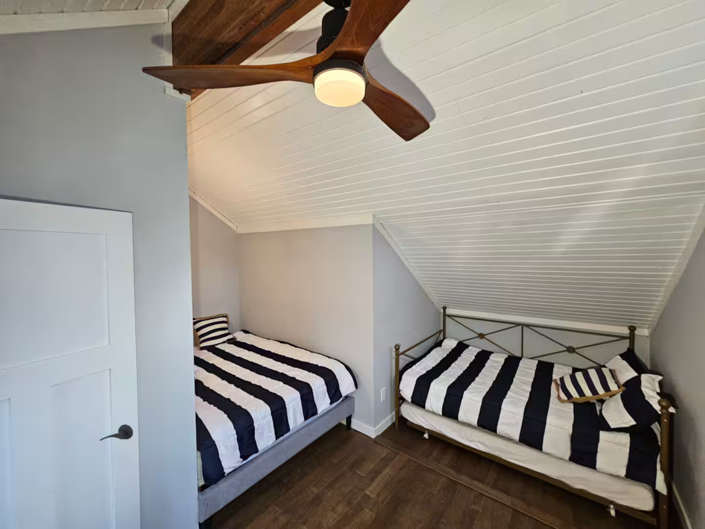 Bedroom 4 with queen, double and single beds